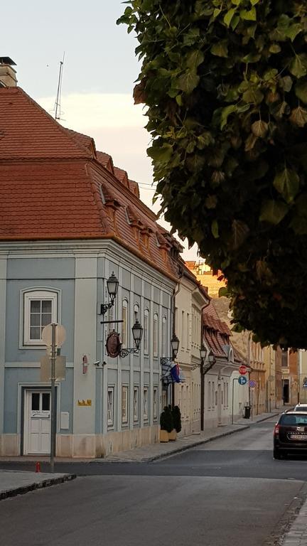 Frühstückspension Duna Panzio Győr